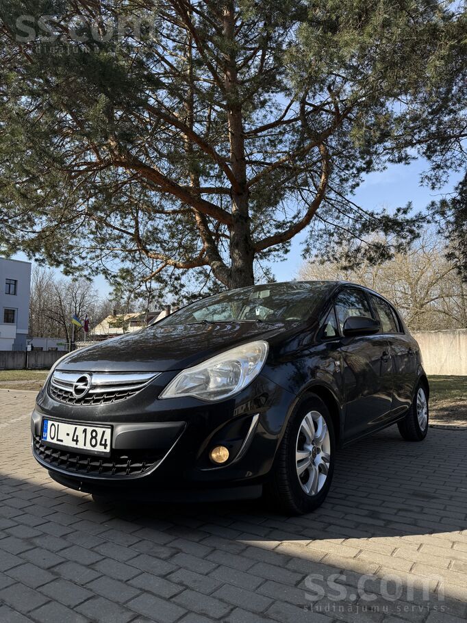 Opel Pārdodu Opel Corsa. Auto ievests no Beļģijas. 1.3