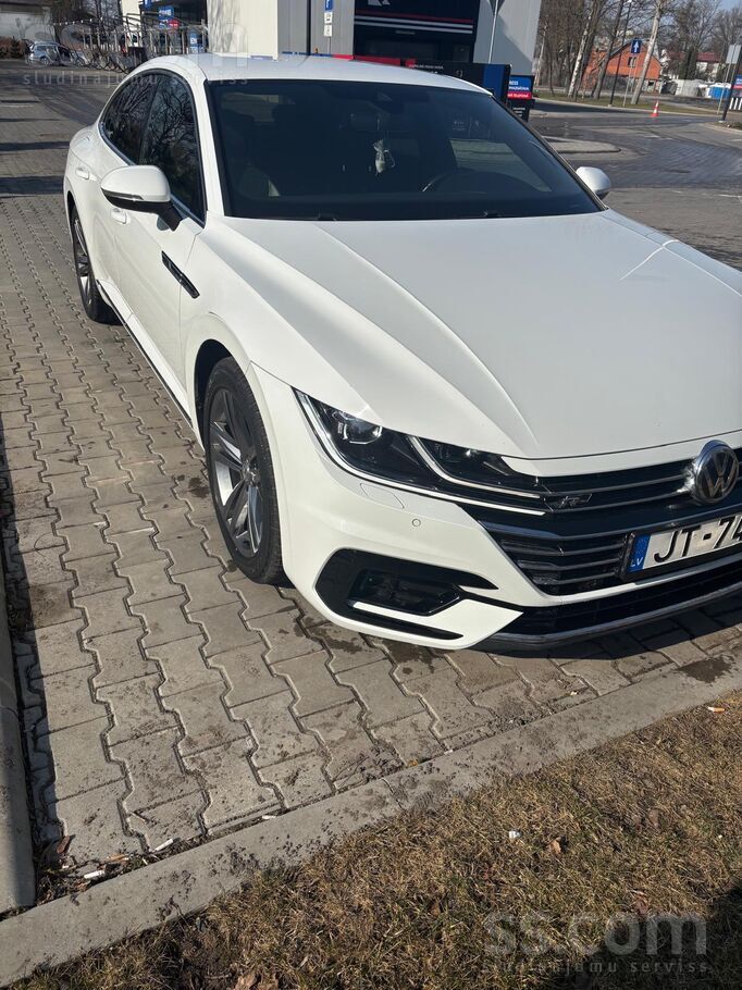 Labs uzticams auto , bez nolietojuma pazīmēm , tiek pārdots sakarā ar cita a