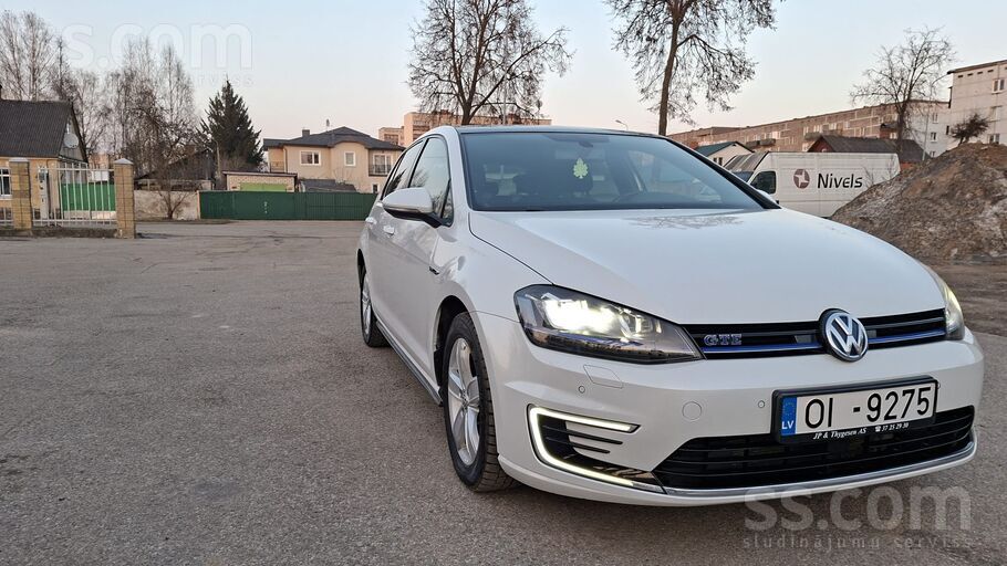 Volkswagen VW Golf 7 Gte , hybrid + plug-in. Автомобиль в отл