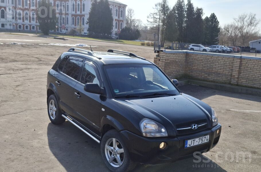 Hyundai Hyundai Tucson 2.0 dīzelis 103kw ar automātisko pā