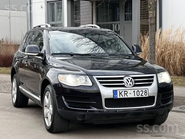 Volkswagen VW Touareg 3.0 Dīzelis “165 kW / Black Brilliant /