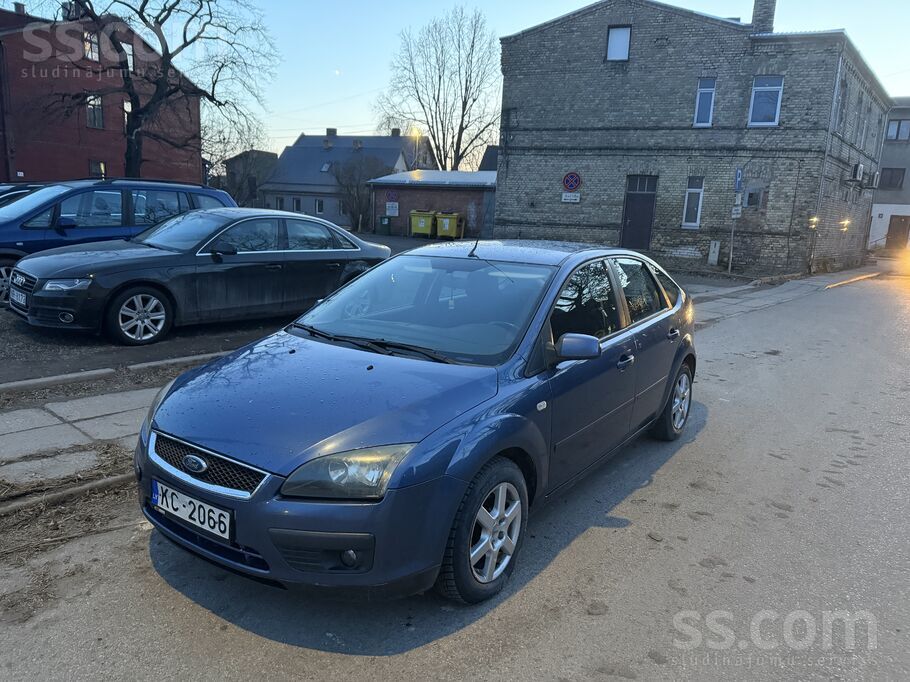 Ford Sveiki pardodu ford fokus 2006 1.6 diesel manuala 