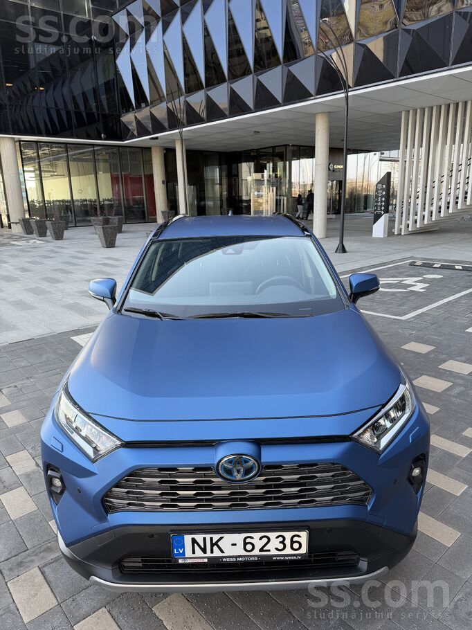 Toyota Pārdodu Toyota Rav4 Hybrid Luxury 2.5 – 2023. gads