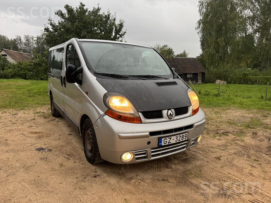 Renault Renault Trafic Pasanger 7 vietas . 