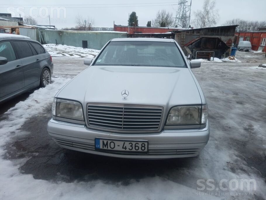 Auto labā stāvokli ādas salons oriģināls bekker grandprix magnetofons
Virsb