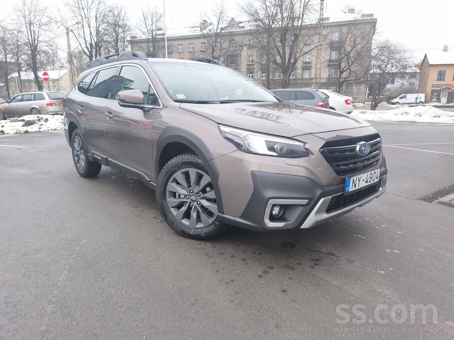 Subaru Outabck Limited komplektācija, 2.5i benzīna dzinējs, dzinēja jauda 12