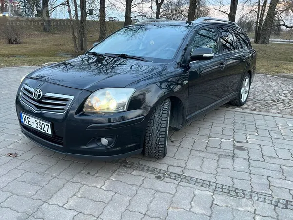 Toyota Tiek pārdots ekonomisks Toyota Avensis 2008. gada,