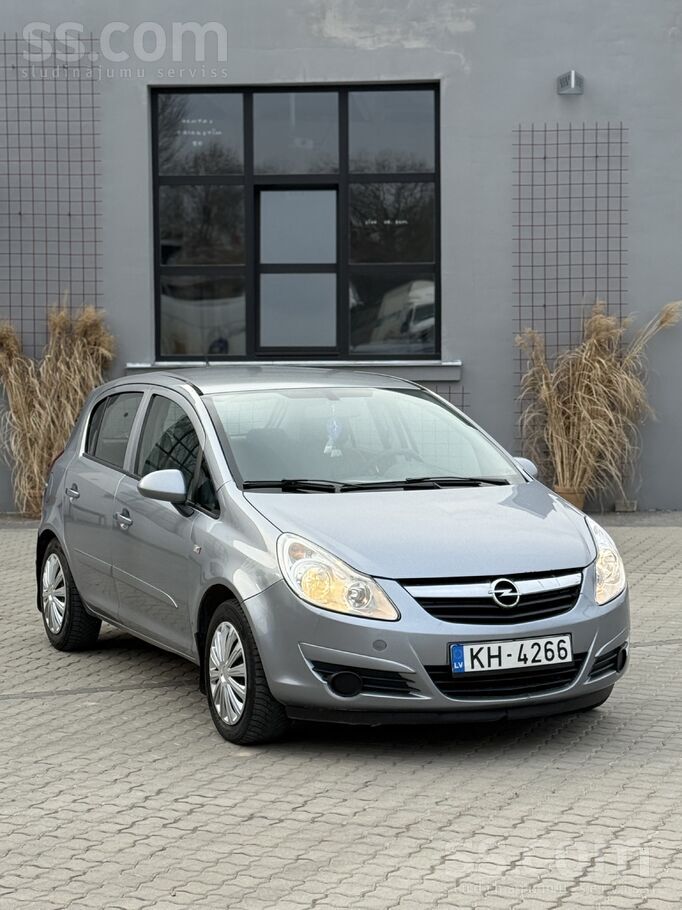 Opel Opel Corsa ar 1.3cdti dzinēju un manuālo ātrumkārb