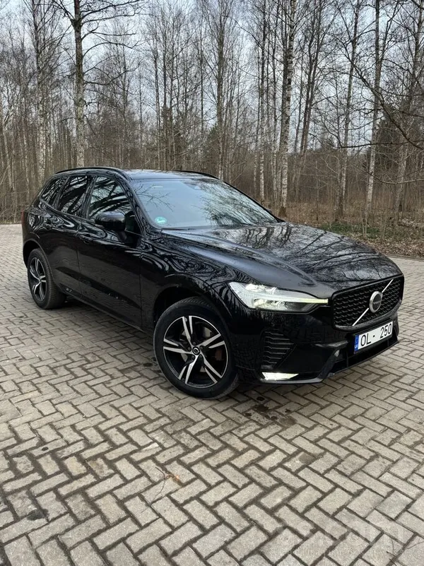 Volvo Volvo Xc60 2.0 B4 Awd 145 KW R-Design 2022.g