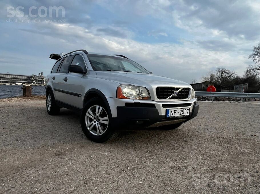 Volvo Pardod gimenes auto Volvo xc90 Awd laba komplektac
