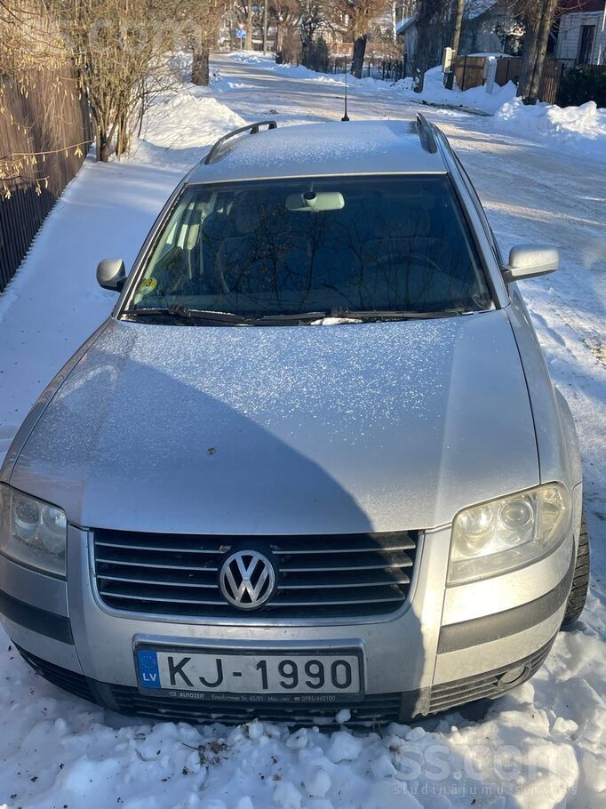 Volkswagen Pārdod labu, uzticamu Passat. Braukusi sieviete. V