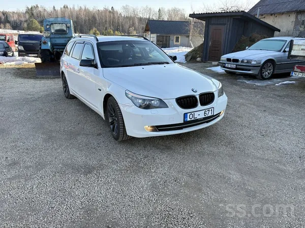 BMW Красивый ухоженный авто, (экономный), комфорт сиде