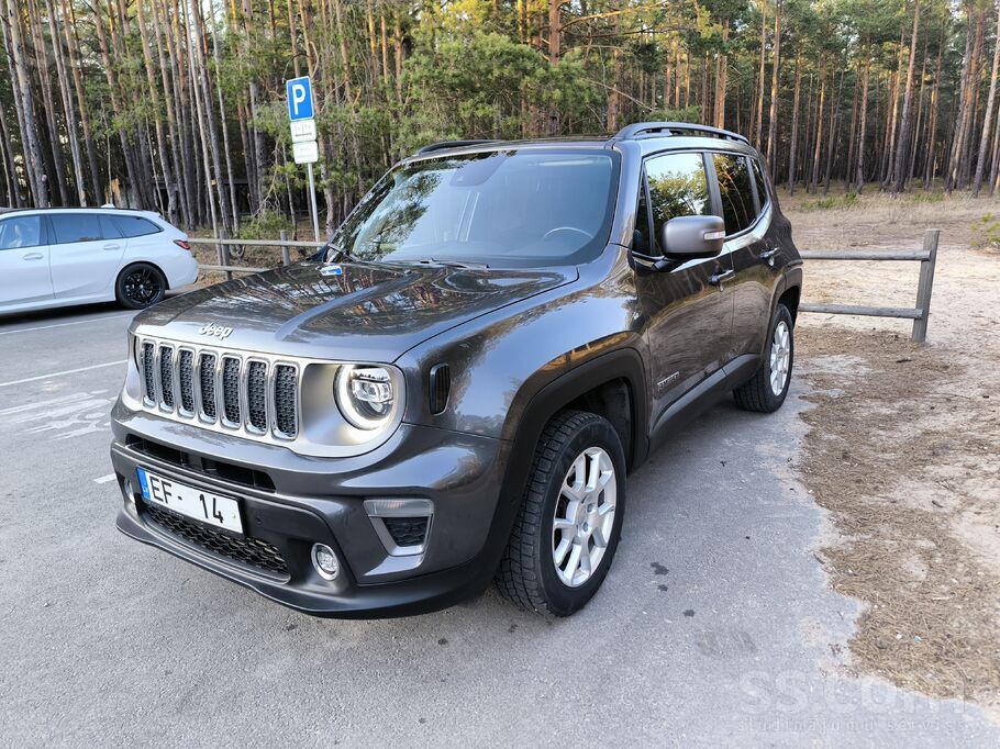 No īpašnieka. Vienīgais Latvijā Jeep Renegade ar šādu Limited 4x4 komplektāc