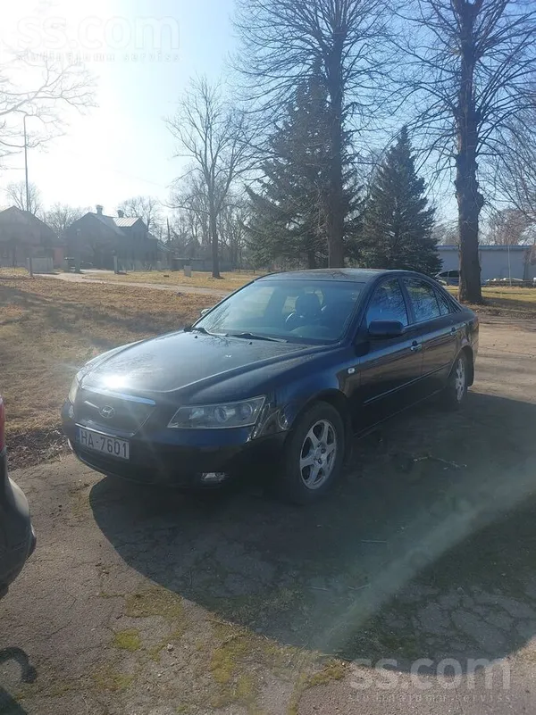 Hyundai Машина на ходу, хороший двигатель , кпп-в порядке