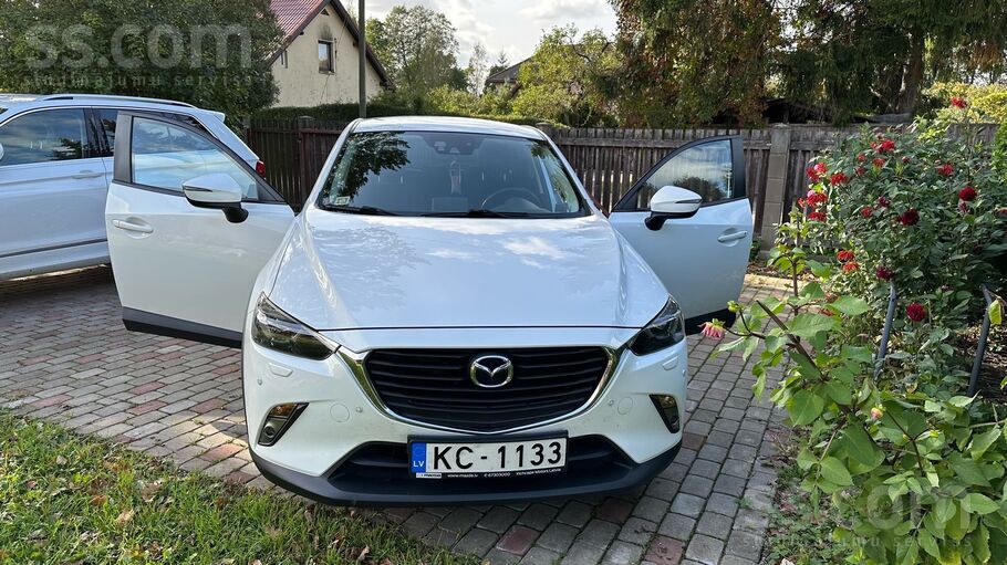 Pārdodu teicamā tehniskā un vizuālā stāvoklī esošu Mazda Cx-3. Automašīna pi
