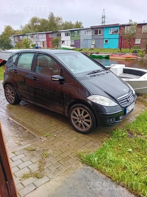 Mercedes Jauna skate. Ekonomiska. Nomainīta eļļa, jauni aiz