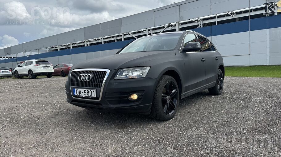 Audi Q5 2.0Tdi dīzelis 120 Kw & 160 Hp & Z. S. automašīnas pirmā reģ. Beļģij