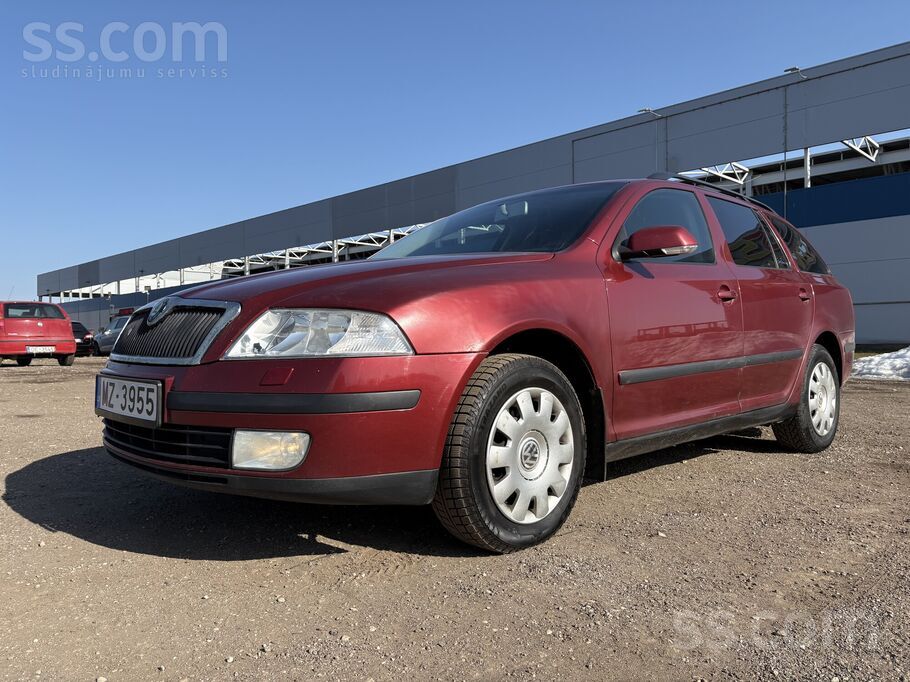 Skoda Škoda Octavia 1.6 Benzīns 85 kW vai 115 Hp, pirmā 