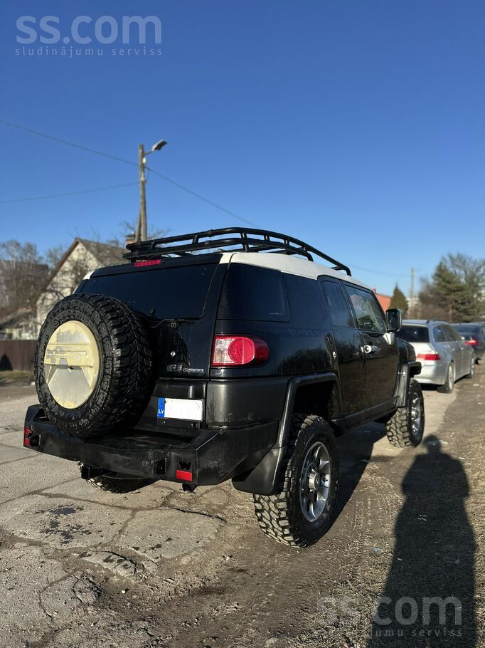 Ja meklējat nevis vienkārši automašīnu, bet īstu bezceļu auto ar raksturu ši