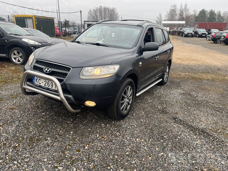 Hyundai 4x4 2x2 viss strada Bez rusas 1-saimnieks. Masina 