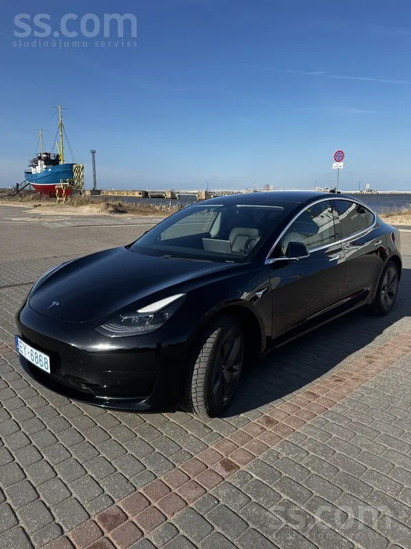 Tesla Model 3 Sr+ (2020. gada decembris)

Tesla Model 3 Sr+
Auto tikko ievests no