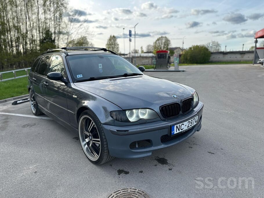 Pardodu auto laba tehniska un vizuala stavokli. Protams mazliet japieliek ro