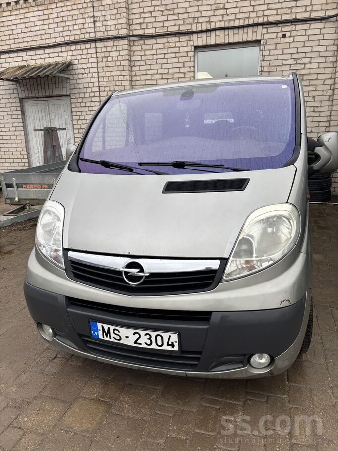 Pārdod Opel Vivaro 2.0 D Auto pārdod uzņēmums, vienmēr sekots līdzi tehniska