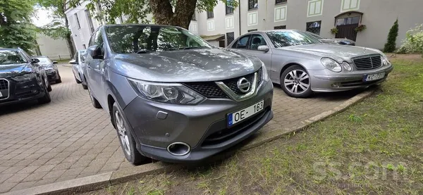 Nissan Цена авто 4000 --- не работает один цилиндр. 