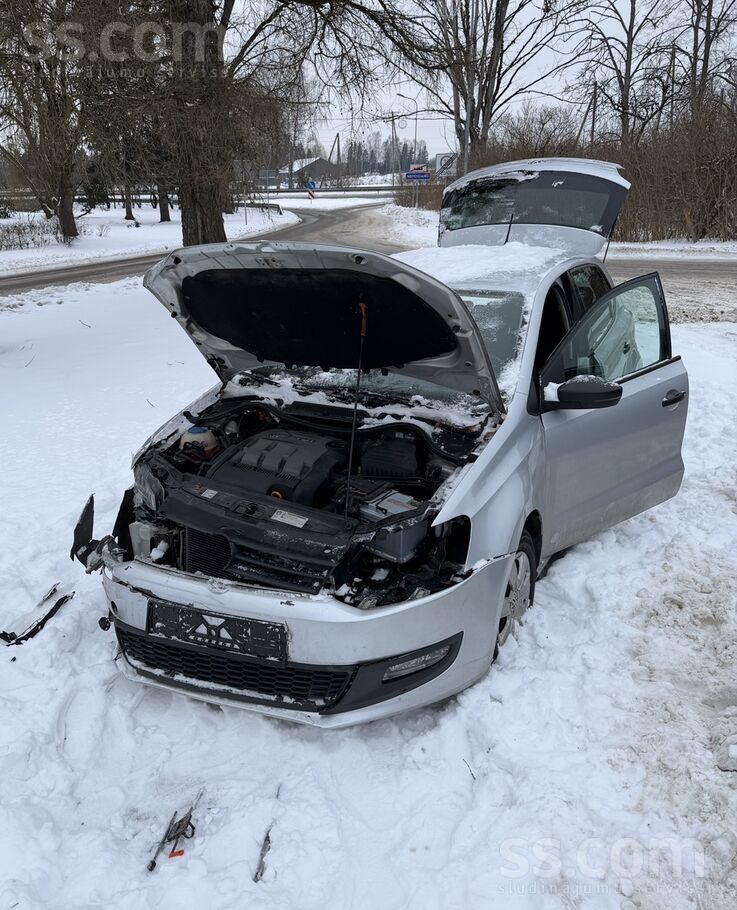 Volkswagen Pārdodu Volkswagen Polo 1.2 Tdi ar manuālo kārbu p