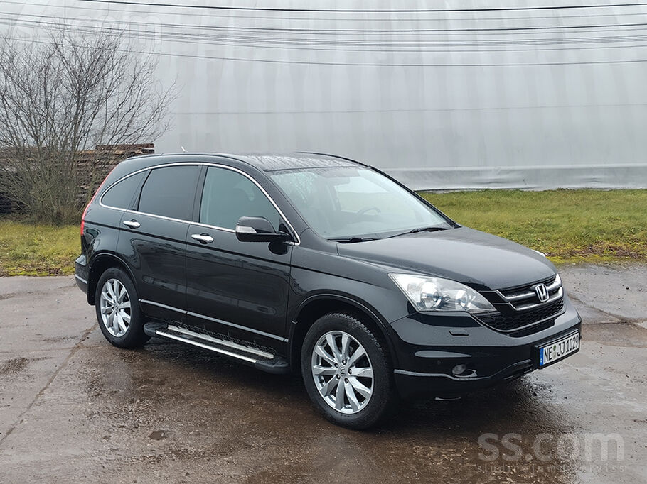 Tikko no Vācijas. Pilnā “Executive” versija. 
2.2 turbodīzelis, jauda 150 z