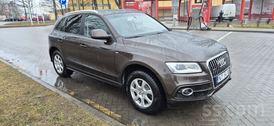 Audi Pārdodu Audi Q5 Quattro.