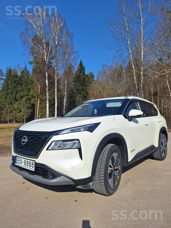 Tiek pārdotd Nissan X-Trail e-power 1.5 benzīns/hybrid ar N-connecta komplek