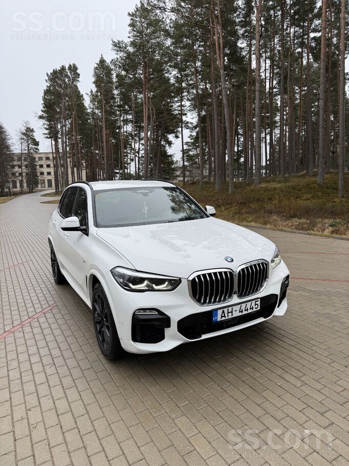 BMW BMW X5 M30D X-Drive M pakete. Automašīna ļoti labā