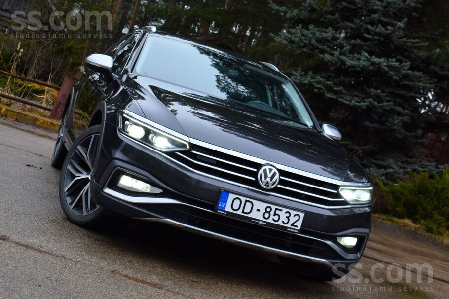 Volkswagen Машина в хорошем состоянии. Два комплекта резины.