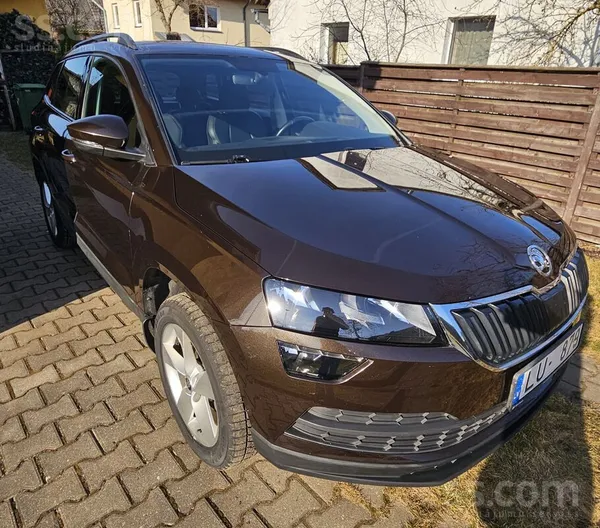 Skoda Pārdodu Škoda Karoq Ambition ar ekonomisko un uzti