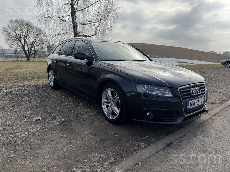 Audi Продается Audi a4 b8 2011 года в связи с покупкой 