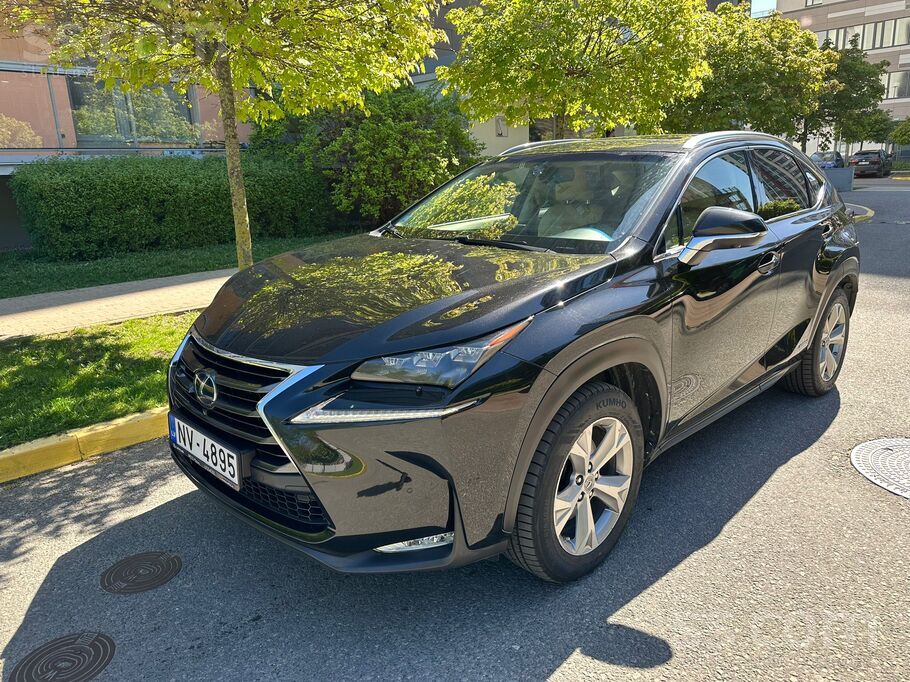 Lexus NX