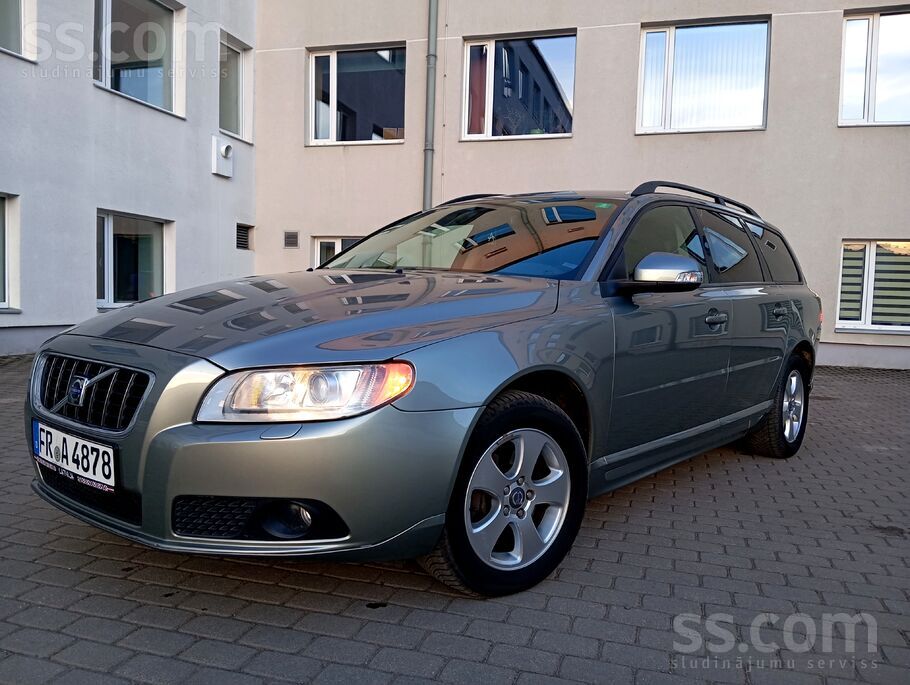 Volvo Auto Tikko atvests no Šveices. Auto aprīkots ar vi