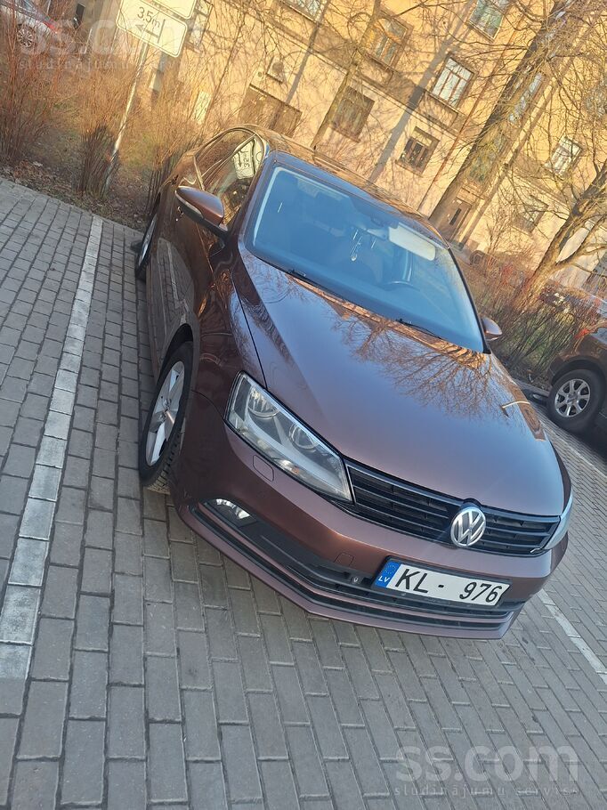 Volkswagen Pārdod koptu un lolotu Volkswagen Jetta 2.0 dīzeli
