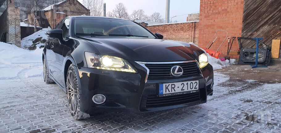 Pārdodu Lexus GS 250 ļoti labā tehniskā un vizuālā stāvoklī. Regulāri apkopt