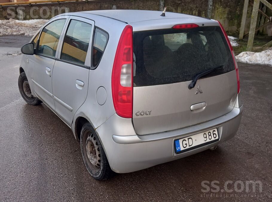 Pārdod Colt 1.4i 70kw
Jauna TA.