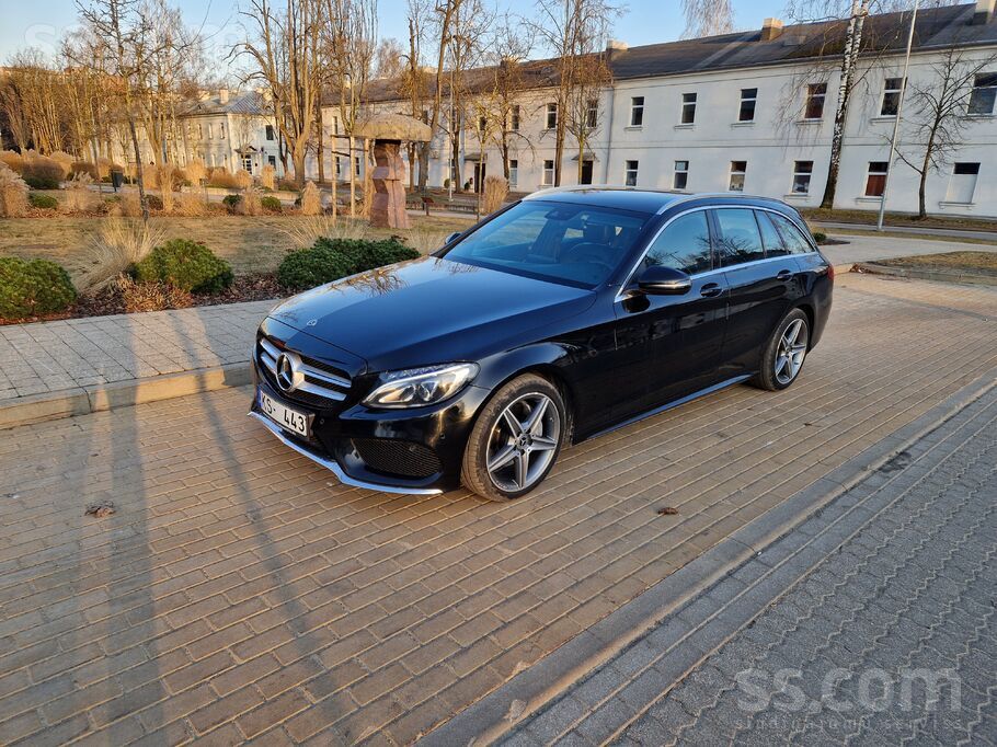 Продаю Mercedes c220. Amg пакет. Автомат 9g-tronic, экономичная. Машина в хо