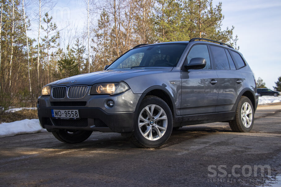 BMW X3 ļoti labā tehniskā un vizuālā stāvoklī. Uzticam