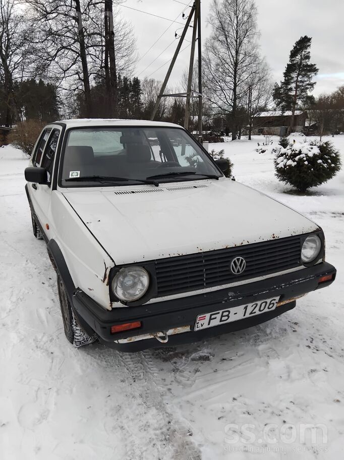 Pārdod ļoti labu eksemplāru kādam labam projektiņam. Ikdienā ir kustībā, nep