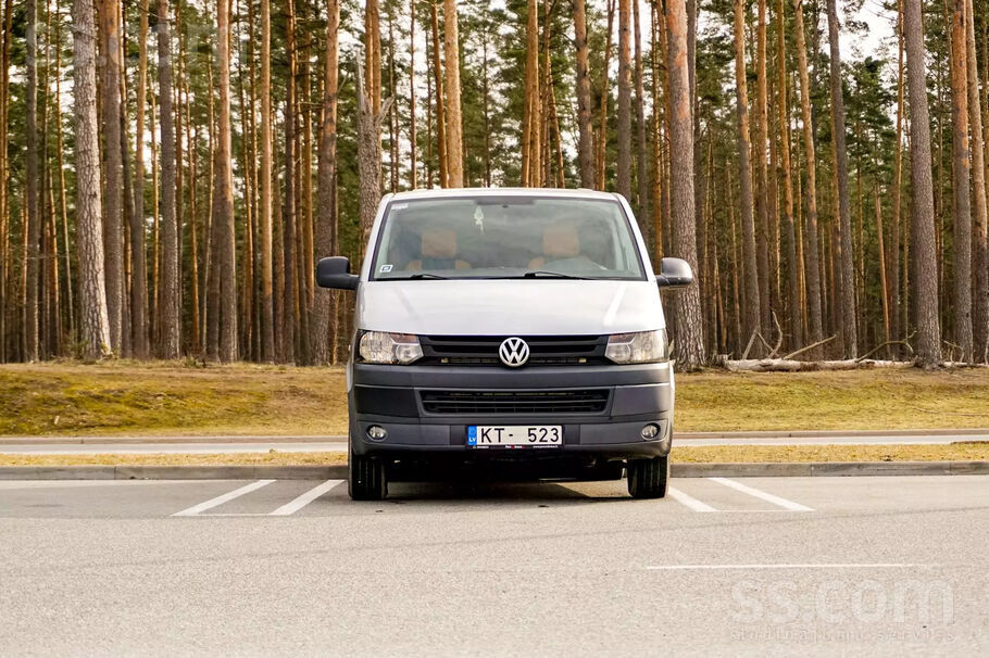 Volkswagen VW Transporter 2.0l dīzelis. 75Kw