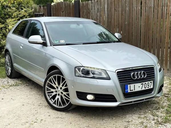 Audi Audi A3 2.0 Tdi ar automātisko kārbu. Xenon luktur