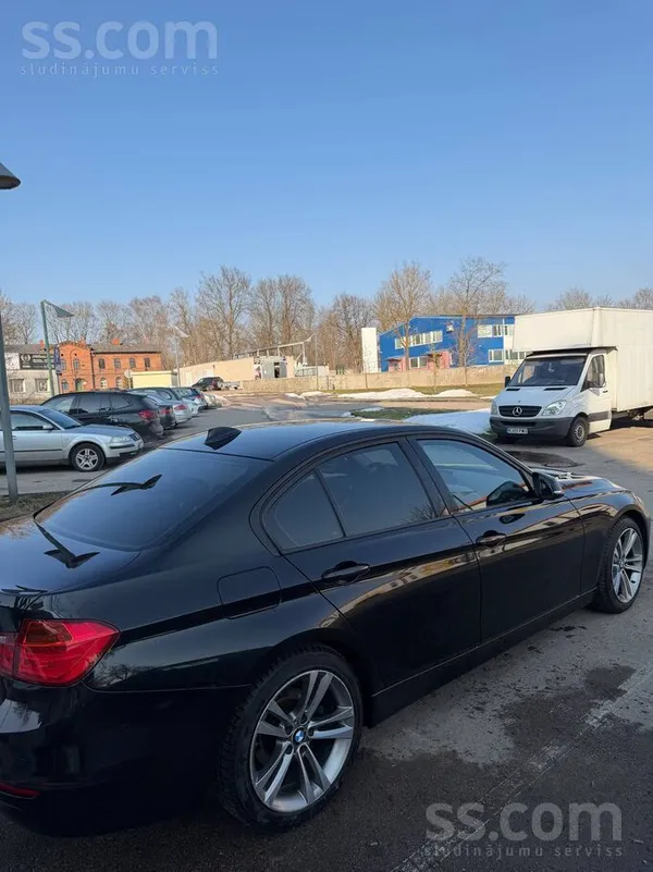BMW BMW 2012 F30 320d Sport, автомат