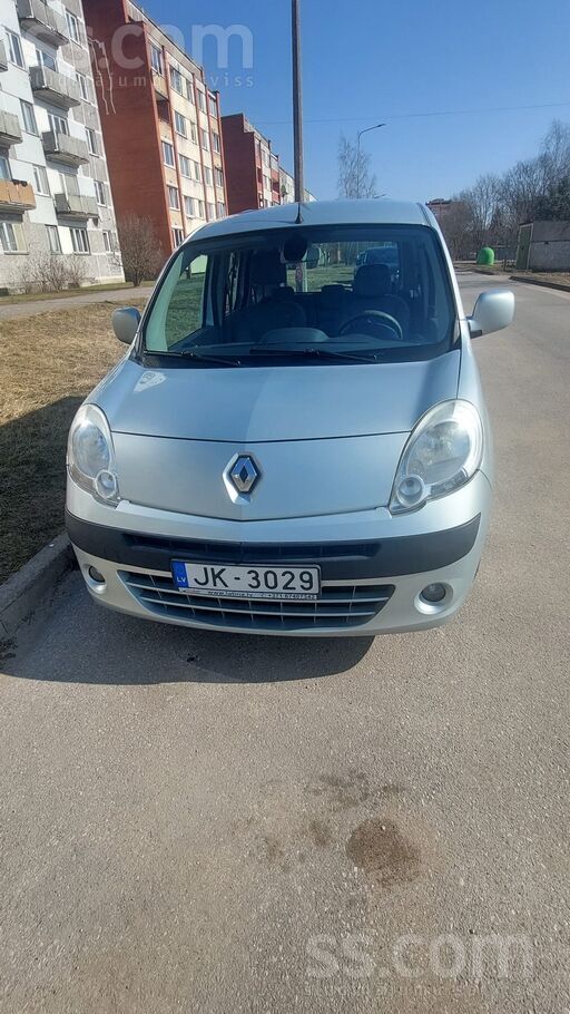 Renault Renault Kangoo 2009года выпуска с 1, 5-литровым ди