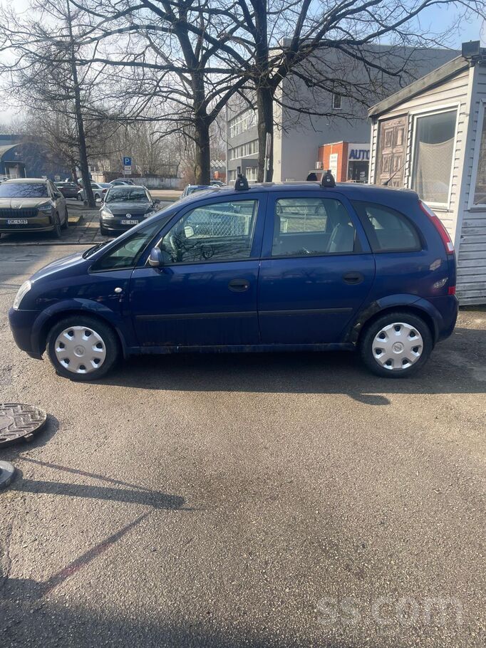 Opel Pardot auto