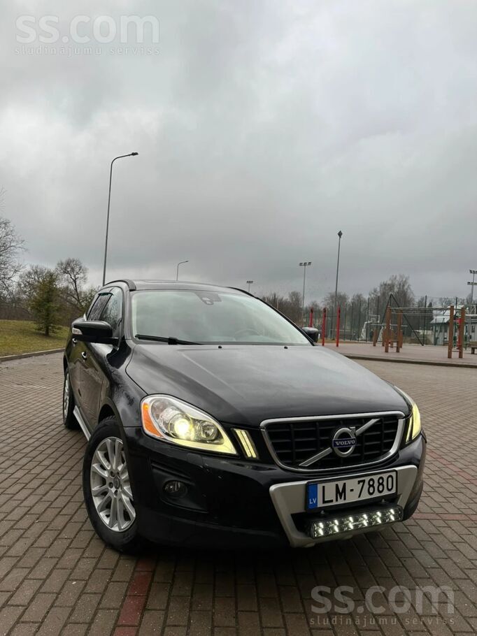 Volvo Pārdodu labi uzturētu Volvo Xc60. Auto vienmēr kop